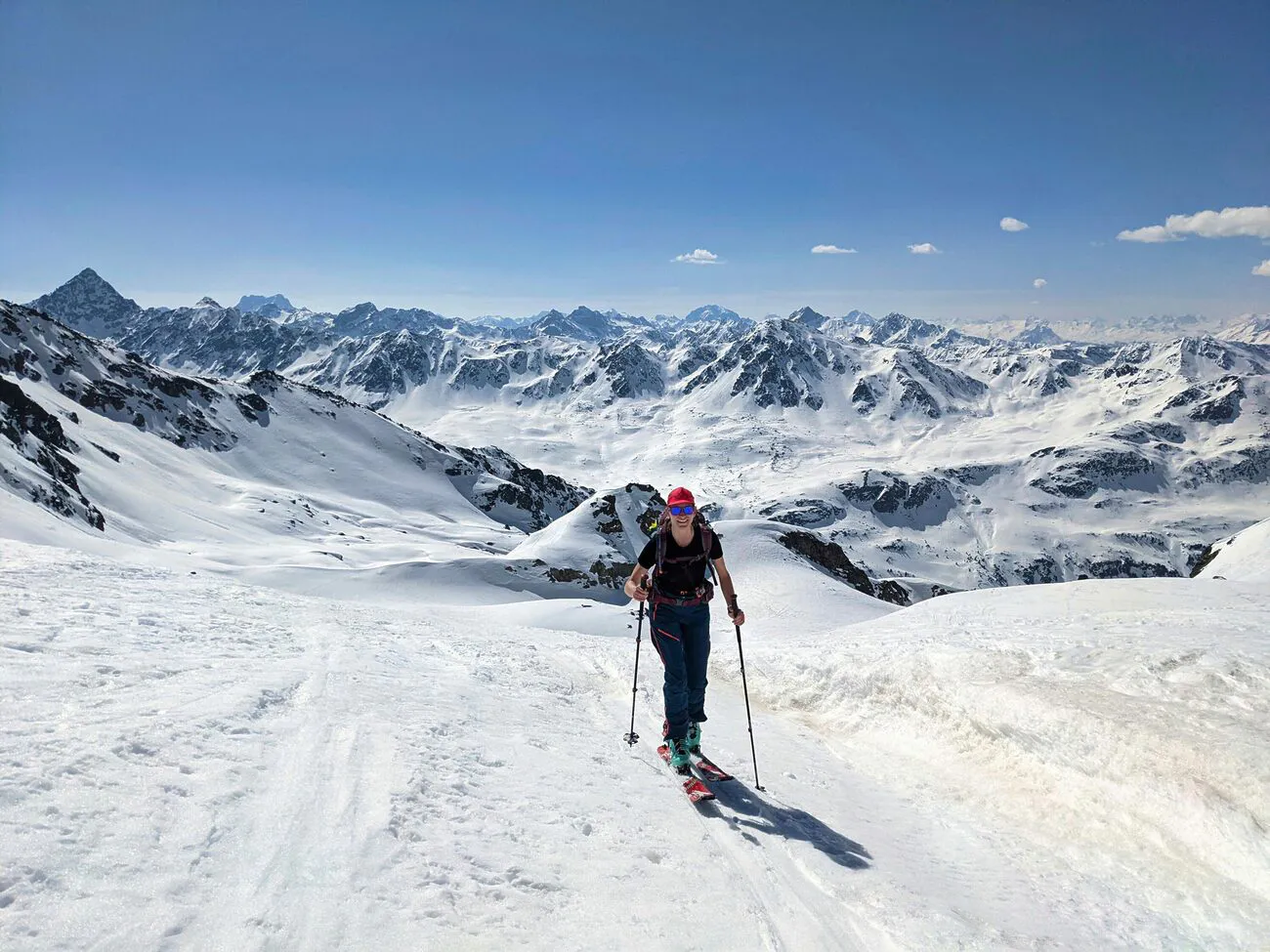 Impression aus der Schweizer Natur – Outdoor Explorer: Hochwertige Outdoor-Produkte für Wandern, Camping und Abenteuer.