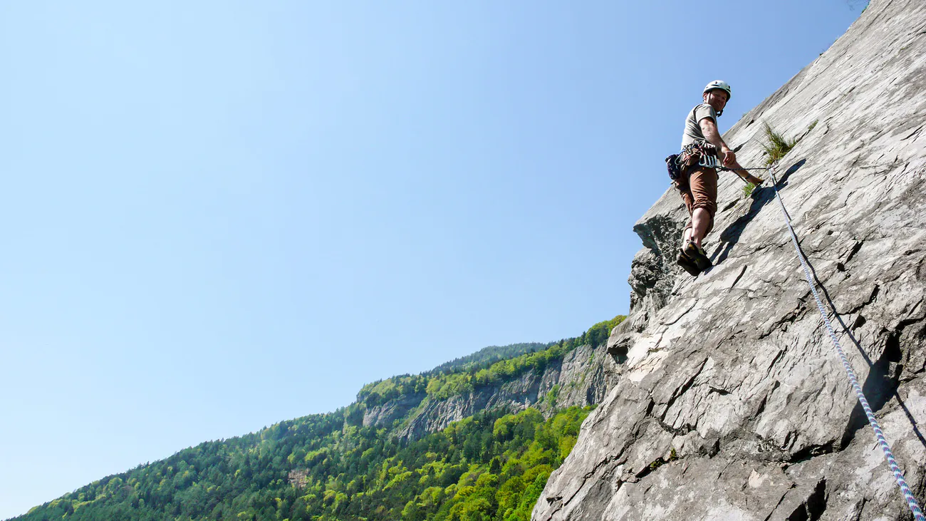 Impression aus der Schweizer Natur – Outdoor Explorer: Hochwertige Outdoor-Produkte für Wandern, Camping und Abenteuer.