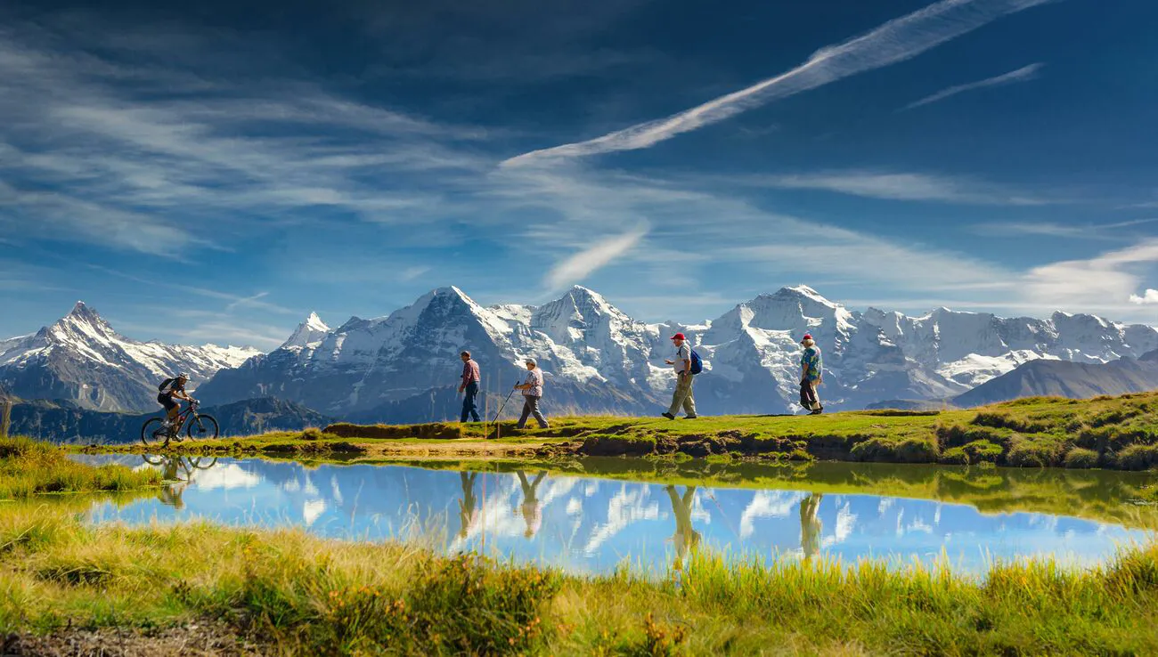 Impression aus der Schweizer Natur – Outdoor Explorer: Hochwertige Outdoor-Produkte für Wandern, Camping und Abenteuer.