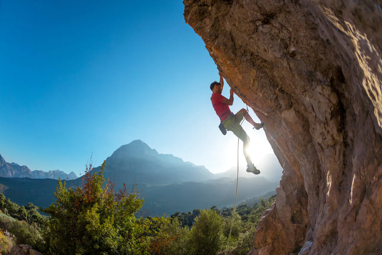 Impression aus der Schweizer Natur – Outdoor Explorer: Hochwertige Outdoor-Produkte für Wandern, Camping und Abenteuer.